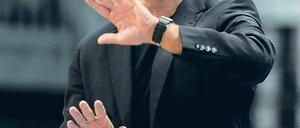 Schwarzer Tag. Sechs Tage vor Saisonbeginn musste Dirk Bauermann gehen. Foto: dpa
