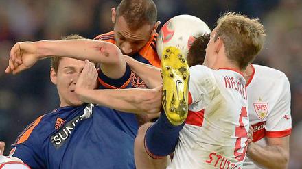Bezeichnend: Das Duell zwischen dem VfB Stuttgart und Bayer Leverkusen endete 2.2-Unentschieden.