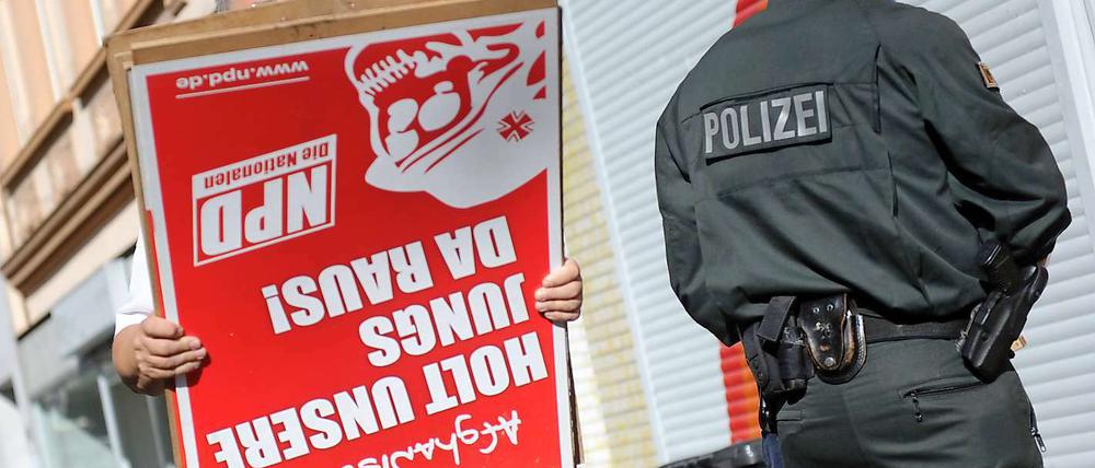 Rechtsextremer Alltag. In einigen Landstrichen Ostdeutschlands zeigt die NPD Präsenz