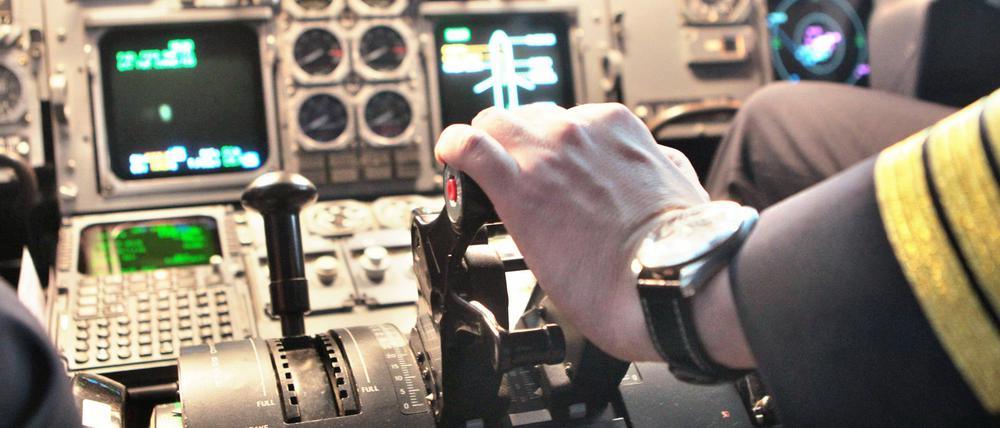 Am Rande der Ohnmacht. Blick in ein Airbus-Cockpit. 