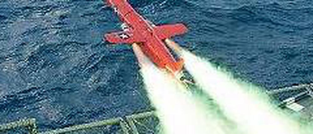 Zielsicher. Eine Drohne der U.S.-Navy bei einer Übung in der Karibik.