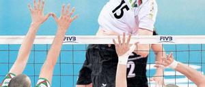 Die Jagd ist eröffnet. Nationalspieler Max Günthör ist der prominenteste der sieben Zugänge von Friedrichshafen. Foto: Reuters