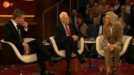 Musste sich verteidigen: Autorin Gertrud Höhler war neben Edmund Stoiber (M.) zu Gast in der ZDF-Talkrunde von Markus Lanz.