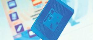 RFID-Chips werden zur Übertragung von Daten per Funk verwendet.