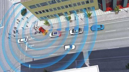 Schnelle Warnung. Ein Auto, das in einen Unfall verwickelt ist, informiert per Internet andere Fahrzeuge in der Nähe über die Gefahrenstelle. 