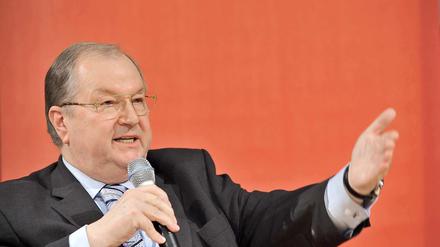 Umstritten: Neuköllns Bürgermeister Heinz Buschkowsky und sein Buch.