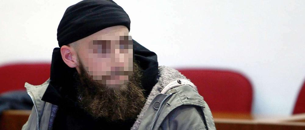 Murat K. wurde wegen einer Messerattacke auf einen Polizisten zu sechs Jahren Haft verurteilt.