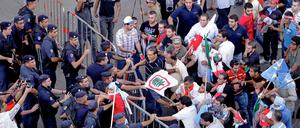 Zusammenstöße zwischen Demonstranten und Polizei in Beirut.