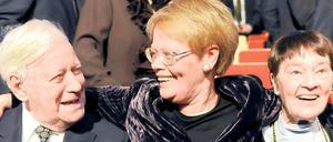 Susanne Schmidt mit ihren Eltern: Altkanzler Helmut Schmidt und die 2010 verstorbene Loki Schmidt.