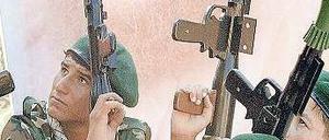 Kampfbereit. Etwa 1500 Hisbollah-Kämpfer sollen derzeit in Syrien operieren. Foto: dpa