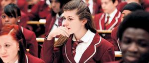 Zu leicht? Londoner Schülerinnen warten auf den Beginn der GCSE-Prüfung in Mathematik.