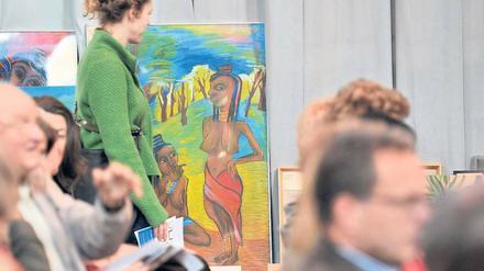 Schlag auf Schlag. Kunstversteigerung für den guten Zweck in Kreuzberg. 