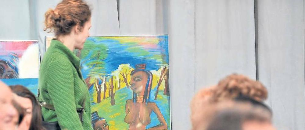 Schlag auf Schlag. Kunstversteigerung für den guten Zweck in Kreuzberg.