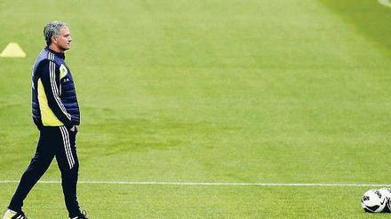 The only one. Real Madrids José Mourinho wäre der erste Trainer, der die Champions League mit drei verschiedenen Vereinen gewinnt. Foto: dpa