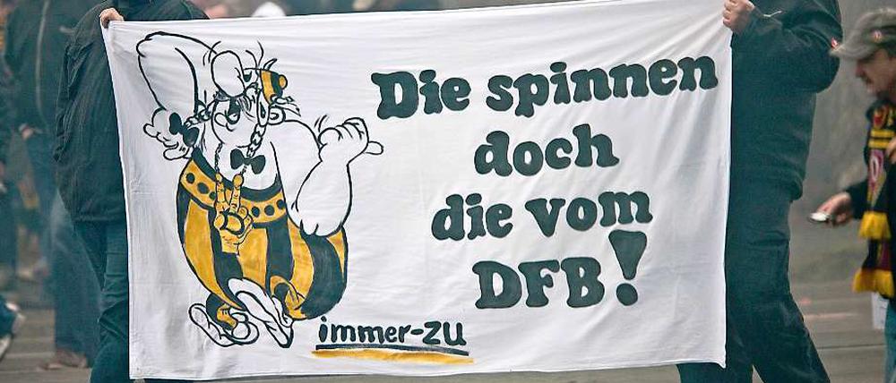 Tiefe Gräben zwischen Fans und Funktionären.