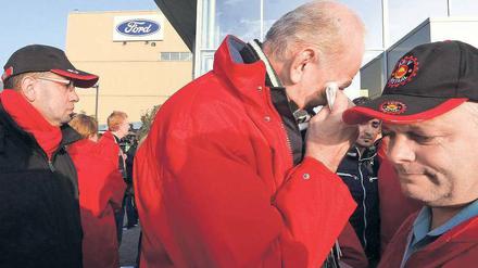 Schock. Ford schließt 2014 sein belgisches Werk in Genk. 4300 Jobs gehen verloren. Profitieren könnte der Standort Saarlouis. Foto: dpa