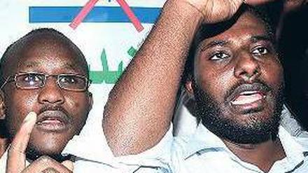 „Nieder mit Israel“: Die sudanesische Führung macht Jerusalem für den Angriff auf eine Rüstungsfabrik verantwortlich. 