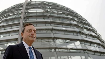 Unter Beobachtung der Bundestagsabgeordneten: EZB-Chef Mario Draghi am Mittwoch im Reichstag.