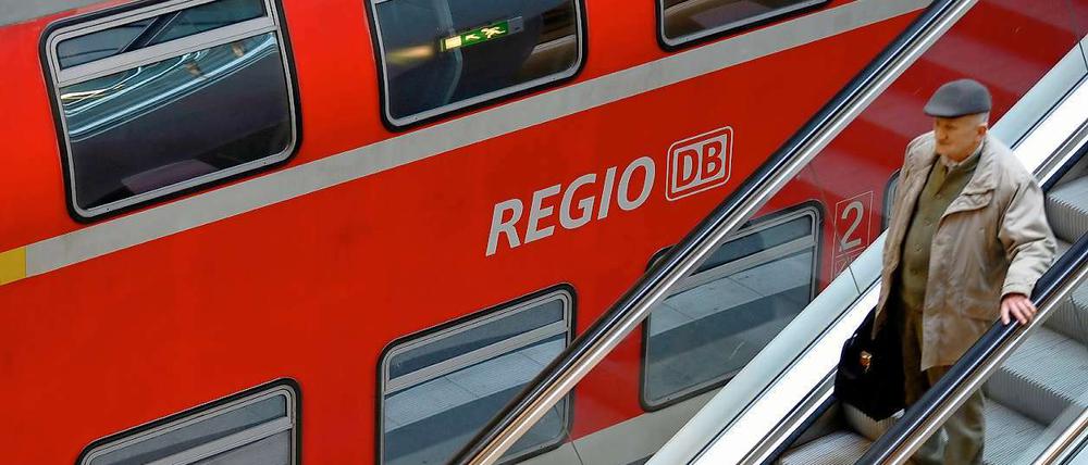 Der Winter wird hart: Die Deutsche Bahn bereitet Pendler in Nordrhein-Westfalen schon mal darauf vor.