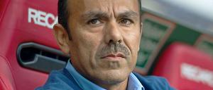 Mit welchem Plan will Hertha-Coach Jos Luhukay den Spitzenreizter stoppen? Und wer spielt für Änis Ben-Hatira?