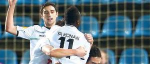 Später Jubel. Didier Ya Konan sichert Hannover mit seinem Tor (90.+3) den Sieg bei Schwedens Meister Helsingborg IF.