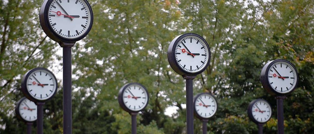 Jedes Jahr das gleiche Drama: In der Nacht von Samstag auf Sonntag werden die Uhren auf die Winterzeit umgestellt.