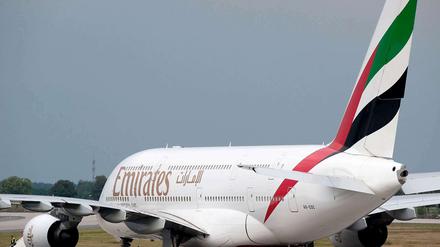Seit 2011 wird in Deutschland auf jedes Flugticket eine Luftverkehrsteuer erhoben. 2012 wurden die Sätze gesenkt, 2013 sollen sie nicht erhöht werden, wünscht sich die Unionsfraktion. 