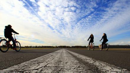  Das Tempelhofer Feld - die grüne Lunge der Stadt.