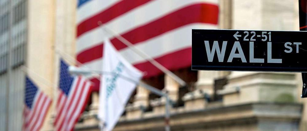 Nach Hurrikan "Sandy" nimmt die US-Börse den Handel wieder auf.