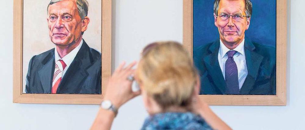 Schön bunt. Die Bilderserie des Berliner Künstler Volker Henze wurde nun umgehängt. 