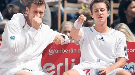 Keine Freunde fürs Leben. Mit Philipp Kohlschreiber (r.) geriet Kühnen in diesem Jahr wiederholt aneinander. Ein klärendes Gespräch blieb bisher aus.