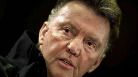 Bayerns Ex-Trainer Louis van Gaal teilte erst aus und steckt nun ein.