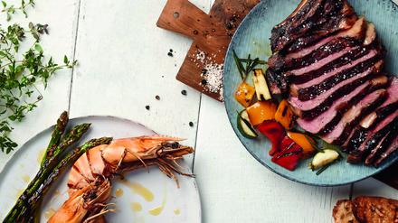 Steak am Knochen, Garnelen auf der Melone und Gemüse knackig grillen - Josh Jabs zeigt, wie es geht