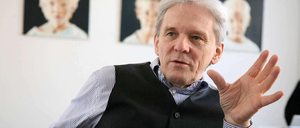 Karl Max Einhäupl. Der Neurologe ist seit September 2008 Vorstandsvorsitzender der Berliner Charité. 