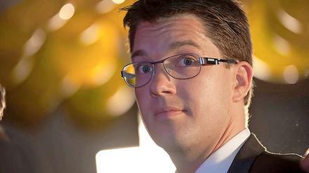 Von zwei auf fünf. Jimmie Akesson am Wahltag 2010, als seine Schwedendemokraten den Sprung in den Reichstag schafften. Inzwischen könnten sie mehr als die wenigen Prozent damals erwarten.