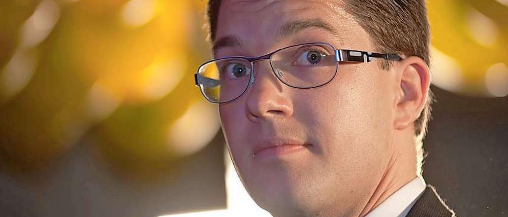 Von zwei auf fünf. Jimmie Akesson am Wahltag 2010, als seine Schwedendemokraten den Sprung in den Reichstag schafften. Inzwischen könnten sie mehr als die wenigen Prozent damals erwarten. 