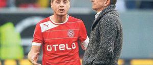 Schweigen ist Gold. Düsseldorfrs Trainer Meier hat seinen Profis Sprechverbot gegenüber den Medien erteilt. Auch der redefreudige Andreas Lambertz muss sich daran halten. Foto: dpa