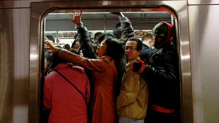 Die New Yorker U-Bahn fährt wieder - wenn auch nicht im gesamten Netz.