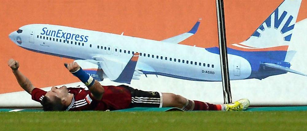 Timo Gebhart hob ab zum Flugkopfball und erzielte den 1:0-Siegtreffer für den 1. FC Nürnberg gegen den VfL Wolfsburg.