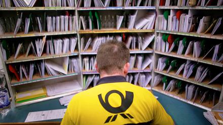 Das Kartellamt nimmt die Deutsche Post ins Visier.