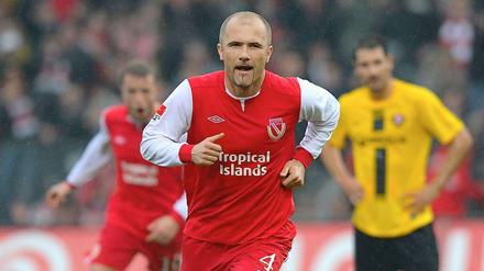 Ivica Banovic machte mit seinem Elfmetertor zum 2:0 alles klar für Energie Cottbus.