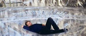 Über den Dingen. Mit seinen Installationen versucht der argentinische Künstler Tomás Saraceno, die Grenzen der Schwerkraft zu überwinden. Ab und an gelingt ihm das – zumindest ein bisschen. 