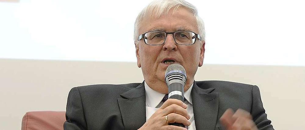 Theo Zwanziger bei der Vorstellung seines Buchs im Tagesspiegel-Verlagsgebäude.