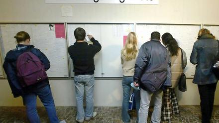 Studenten auf Wohnungssuche.