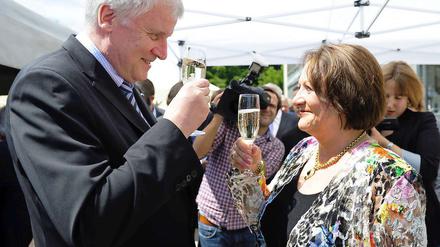 In der Frage der Studiengebühren sind sich Horst Seehofer und Sabine Leutheusser-Schnarrenberger nicht so einig.