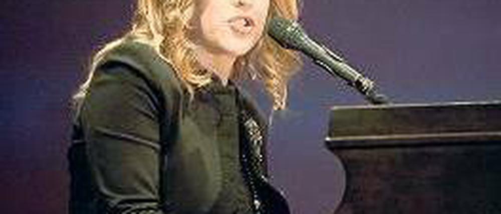 Wohnzimmerstimmung. Diana Krall bei ihrem Konzert in Berlin. Foto: dpa