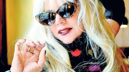 Phoebe Legere trägt den Zauber der queeren New Yorker Subkultur der 1980er ins Jetzt. 