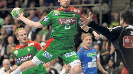 Sprung nach oben. Yves Grafenhorst (Mitte) und der SCM sind wieder wer. Foto: dpa