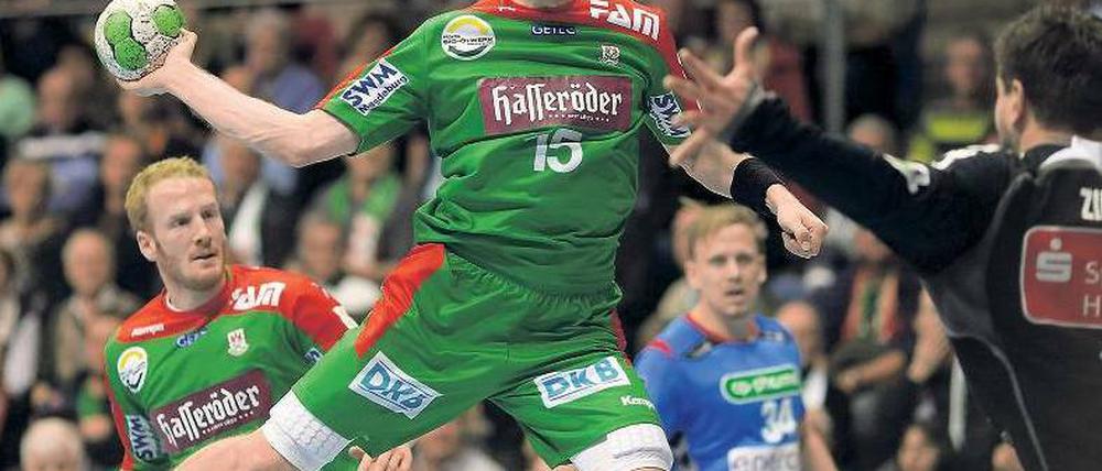 Sprung nach oben. Yves Grafenhorst (Mitte) und der SCM sind wieder wer. Foto: dpa