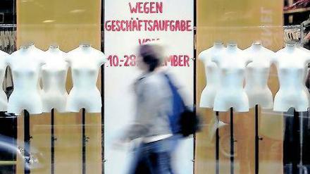 Bruchlandung oder Höhenflug? Ob die Geschäftsidee funktioniert, hängt stark von der Vorbereitung ab. Stiftung Warentest hat Existenzgründerseminare unter die Lupe genommen. Vor allem der Businessplan und eine persönliche Beratung sind wichtige Themen. Foto: ddp